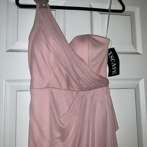 Elegant, formal gown.